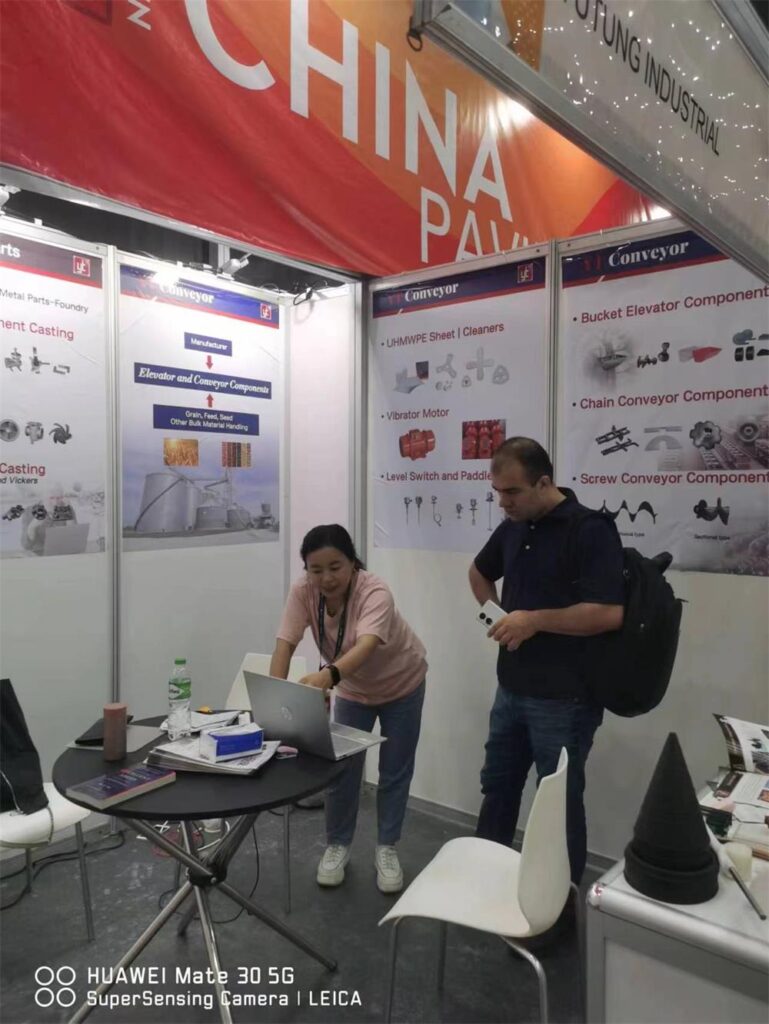 Manufacturing Expo Bangkok-clients visiting-1 (15)