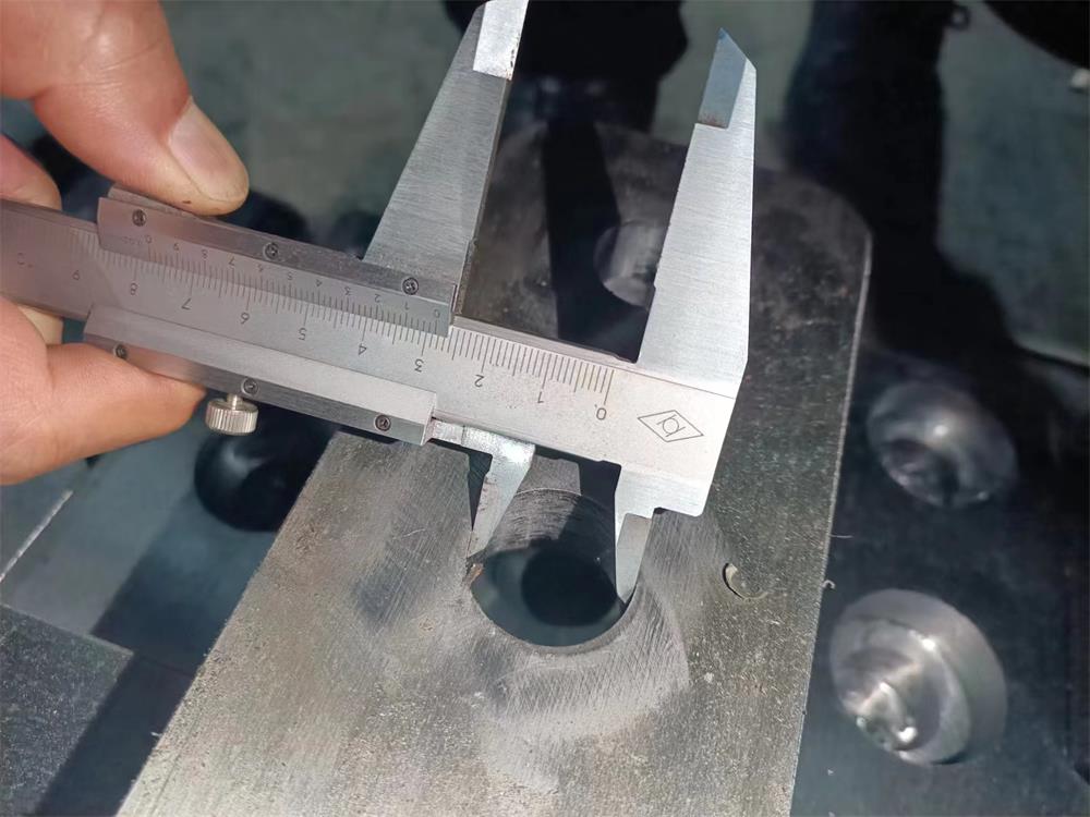 precision machining parts