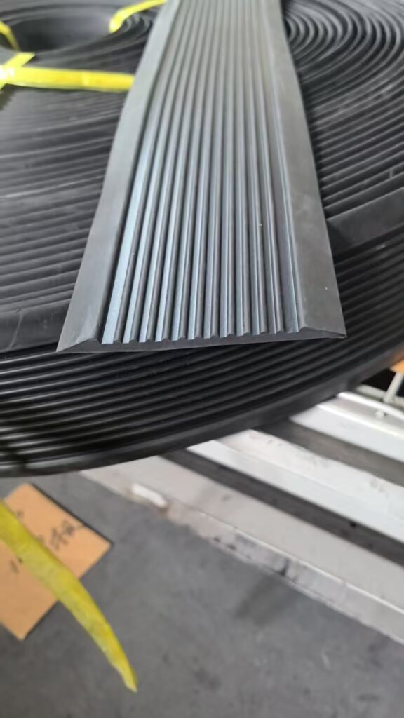 Custom EPDM extrusion