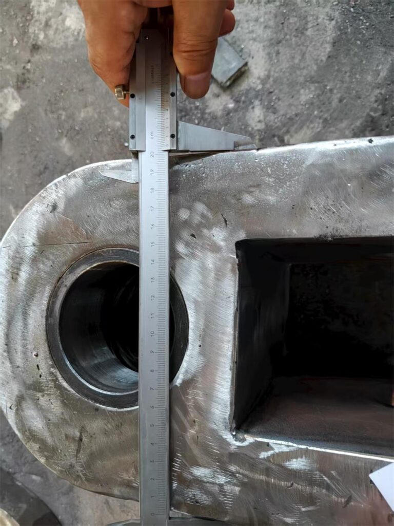 Quality control check on fabricated metal component – Yutung Industrial